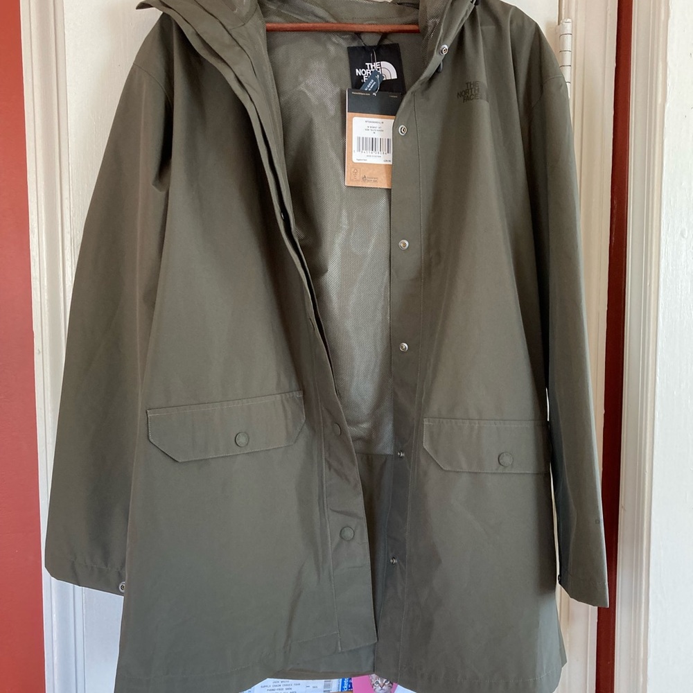 NWT North Face rain jacket